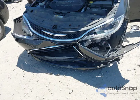 2016 Chrysler 200 Limited z USA, uszkodzony, nr VIN 1C3CCCAB1GN169953